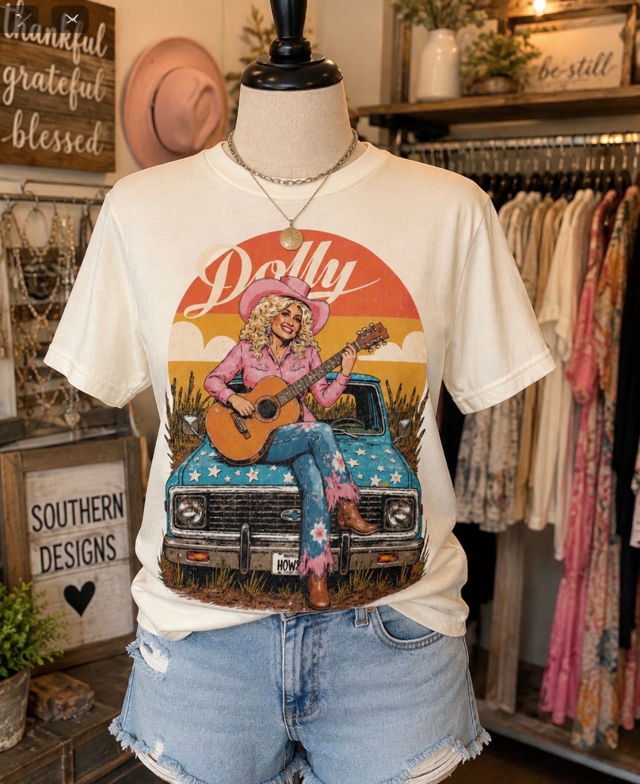 Dolly Tee